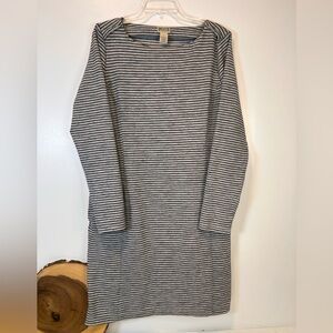 Duluth Trading Co. Women's Ponte Pro Dress Striped Long Sleeve Dress Size Large